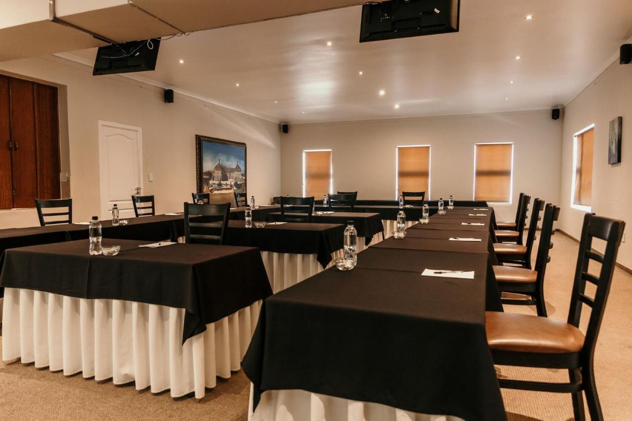 Artemis Hotel Свакопмунд Экстерьер фото